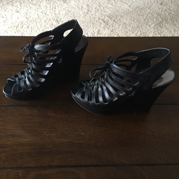 Guess sandals - Picture 3 of 15